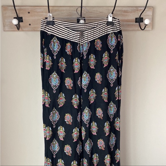 Anthropologie Bohemian Print Pants~Size XS - Picture 2 of 6